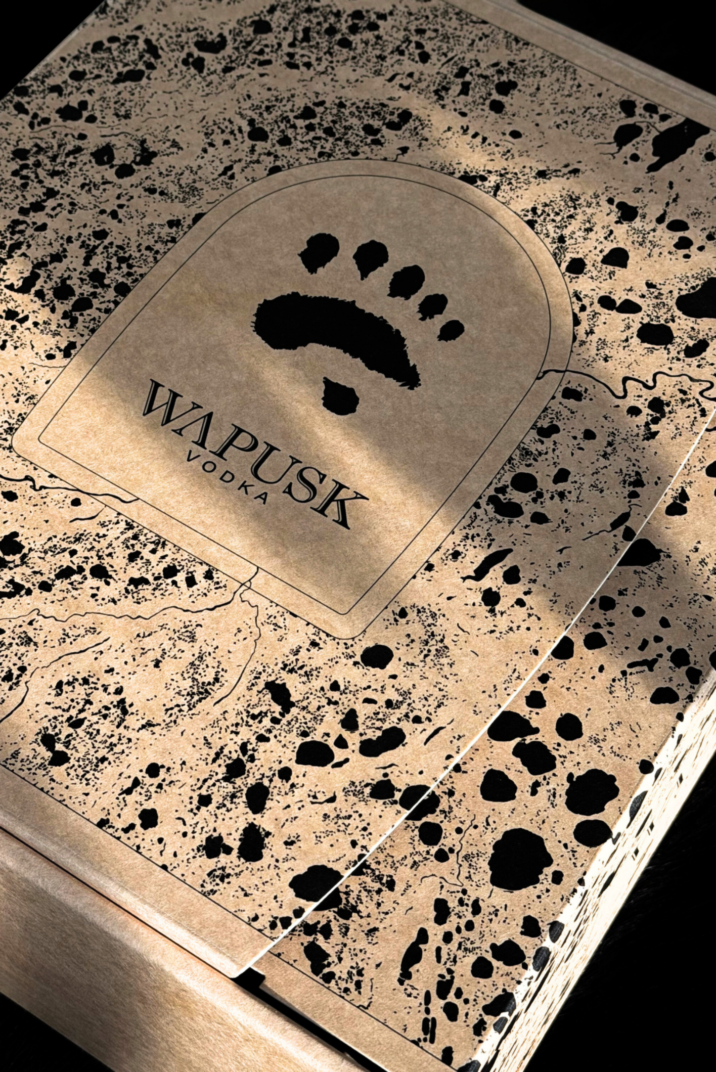 WAPUSK VODKA GIFT BOX